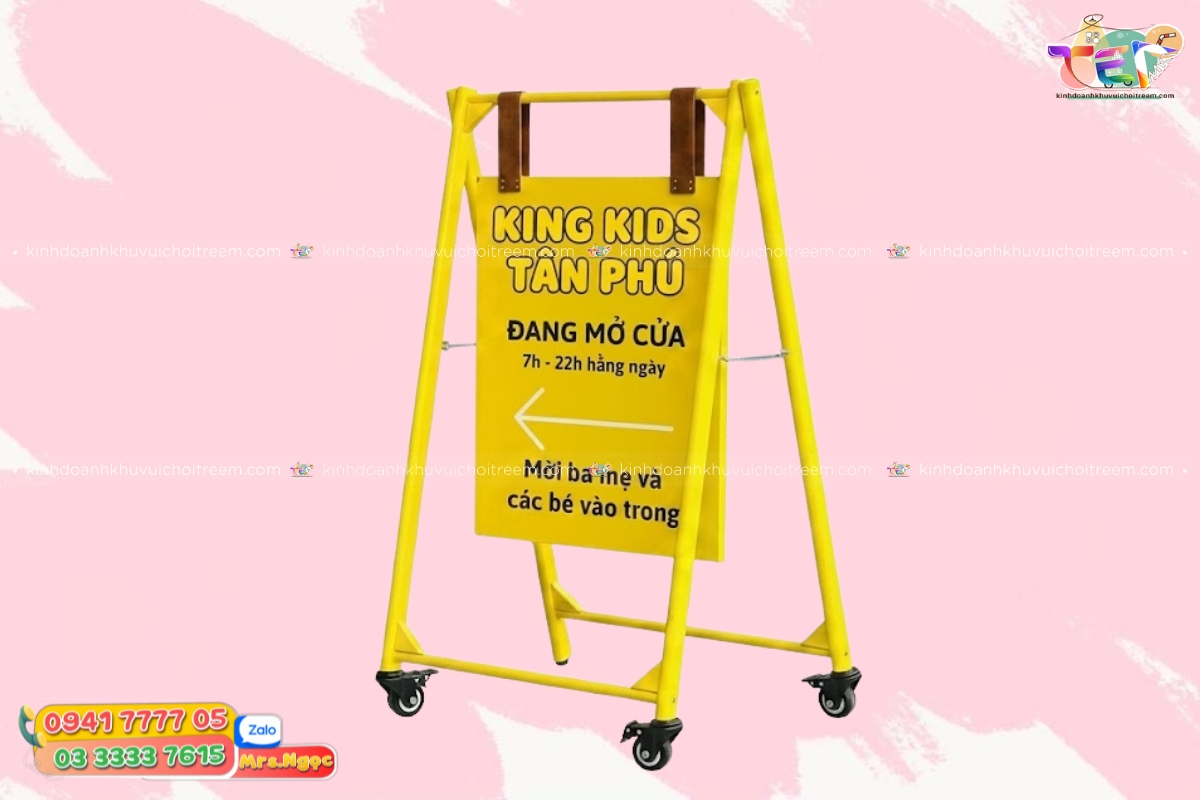 quảng cáo ngoài trời khu vui chơi - standee khung sắt chữ A.jpg