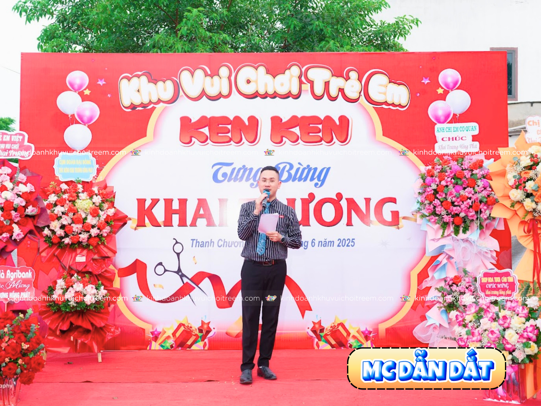Hoạt động khai trương khu vui chơi trẻ em bằng MC