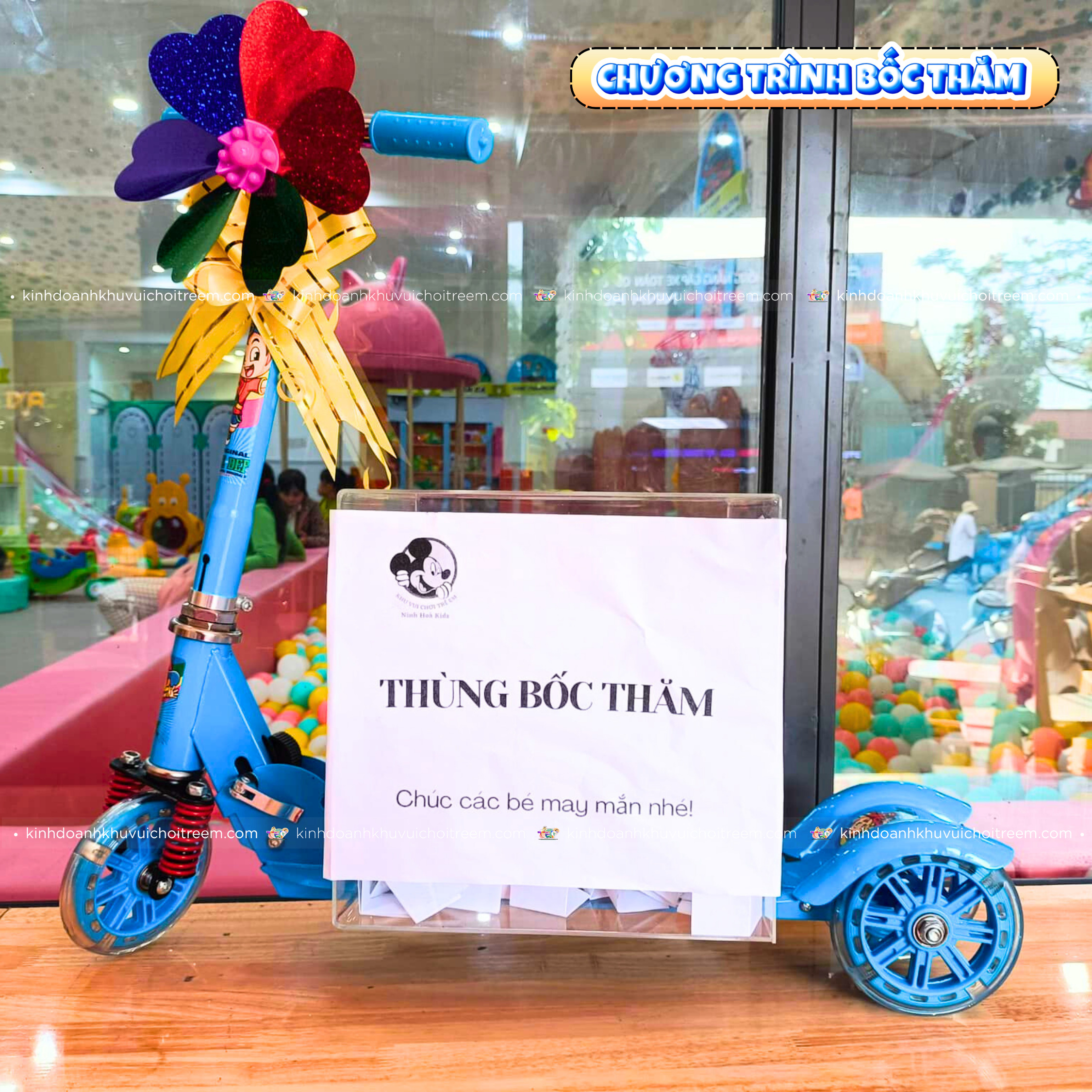 Hoạt động khai trương khu vui chơi trẻ em bằng bốc thăm